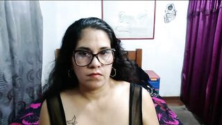 Mistresskloe01 From Stripchat Hot Porn Video  - dildo-or-vibrator-deepthroat, medium, big-ass, kissing, big-ass-mature