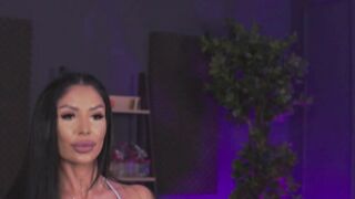 RaquelleVon From Stripchat Best Porn Video Leak - flashing, big-ass-white, squirt-young, couples, shaven