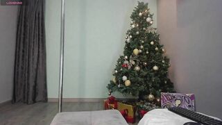 Watch CristalGold From Stripchat Top Porn Video Record - dildo-or-vibrator, fingering-latin, nylon, fingering-young, big-tits-young
