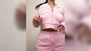 Yasmiine Webcam Porn Video Record [Stripchat]: oilyshow, newmodel, curvy, bigdildo
