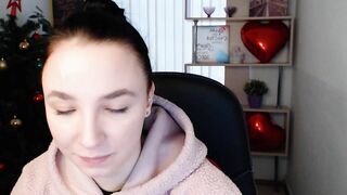 HolaOlla18 From Stripchat New Porn Video Leak - small-audience, recordable-publics, brunettes-young, brunettes, brunettes-petite