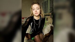 Watch Liligant From Stripchat Top Porn Video Record - big-ass-white, dildo-or-vibrator, shaven, topless-white, foot-fetish