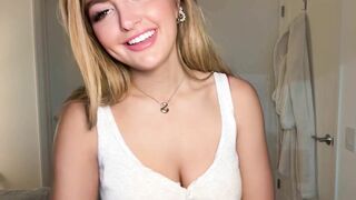 sarahjonesx Top Porn Video [Chaturbate] - bj, belly, new, suck