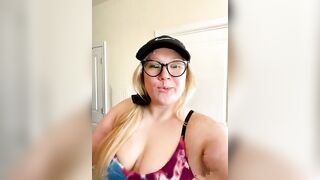 PiggyRose Webcam Porn Video Record [Stripchat]: dildo, hello, sweet, hugeboobs
