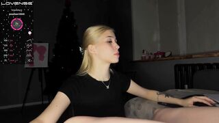 sarah_kurt From Stripchat Private Porn Video Record - ahegao, recordable-privates, girls, facial, small-tits