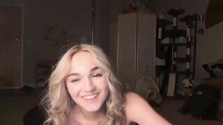 Watch iris_world Hot Porn Leak Video [Chaturbate] - dancing, pussylovense, stockings, footfetish, muscle