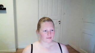 Girlnina-1995 Webcam Porn Video Record [Stripchat]: phatpussy, horny, braces, feet, browneyes