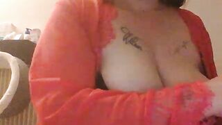 LeslieLeslieLes Webcam Porn Video Record [Stripchat]: tattooedgirl, buttplug, muscles, queen, feet
