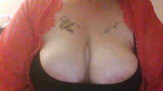 LeslieLeslieLes Webcam Porn Video Record [Stripchat]: tattooedgirl, buttplug, muscles, queen, feet
