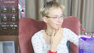 SharlieWellla From Stripchat New Porn Video Record - deepthroat, fingering-white, nylon, big-nipples, heels