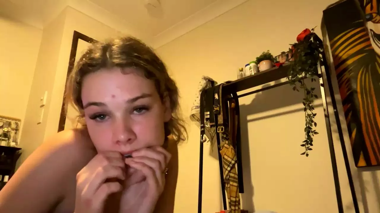 Bunniyms Hot Porn Leak Video [Chaturbate] - handjob, punish, bigtits,  analtoys, colombia