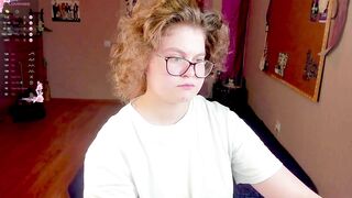 Sashy_Way From Stripchat Free Porn Video Leak - girls, camel-toe, kissing, russian-young, hairy