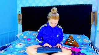 Samara-Messy- From Stripchat Free Porn Video Leak - striptease, fingering, cheap-privates-latin, erotic-dance, recordable-publics