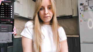 violet_blue_eyes From Stripchat Private Porn Video Leak - student, couples, recordable-publics, masturbation, blondes