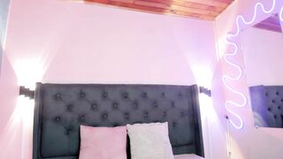 FARAHFOX_JB From Stripchat Free Porn Video  - topless, fingering, doggy-style, new-brunettes, cosplay