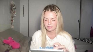 Watch littlemaryjane19 New Porn Video [Chaturbate] - feet, new, 18, squirt, teen