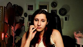 NiaghtaNiter From Stripchat New Porn Video  - brunettes-teens, recordable-publics, white, foot-fetish-teens, foot-fetish