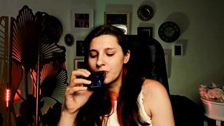 NiaghtaNiter From Stripchat New Porn Video  - brunettes-teens, recordable-publics, white, foot-fetish-teens, foot-fetish