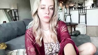 Watch lilysirenblue Hot Porn Video [Chaturbate] - dancing, shavedpussy, browneyes, angel, highheels