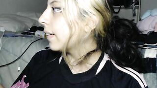 MiaBunnie From Stripchat HD Porn Video  - cooking, fingering, oil-show, black-hair, gagging