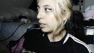 MiaBunnie From Stripchat HD Porn Video  - cooking, fingering, oil-show, black-hair, gagging