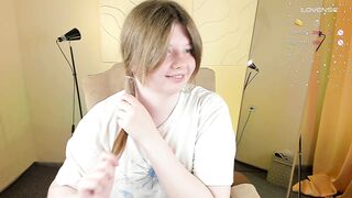 Vivian_cutie From Stripchat Hot Porn Video  - girls, dildo-or-vibrator-young, cheap-privates, big-ass-young, recordable-privates