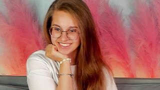 RileyMimicho From Stripchat Private Porn Video  - dildo-or-vibrator-big-tits, striptease-white, fingering, foot-fetish, white-teens