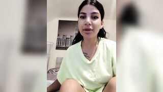 Samira30 Webcam Porn Video Record [Stripchat]: cameltoe, feet, biglegs, pm, deepthroat