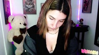 Cristal_erotik From Stripchat Free Porn Video  - fingering, big-tits-latin, topless, dildo-or-vibrator-deepthroat, facial