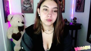Cristal_erotik From Stripchat Free Porn Video  - fingering, big-tits-latin, topless, dildo-or-vibrator-deepthroat, facial