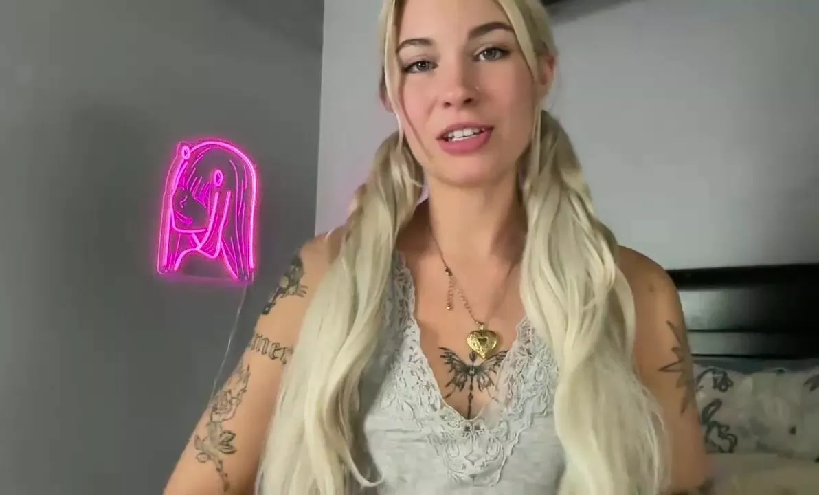 Watch annieangel18 New Porn Leak Video [Chaturbate] - new, bigass, 18,  blonde, teen
