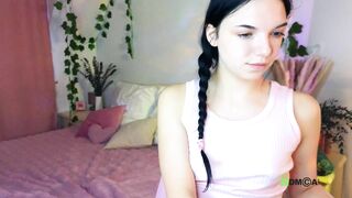 Hey_Caroline From Stripchat Top Porn Video Leak - facesitting, squirt-white, handjob-teens, lesbians, striptease-teens