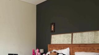 Watch lunababyboobear New Porn Leak Video [Chaturbate] - 18, british, blonde, teen, bigboobs