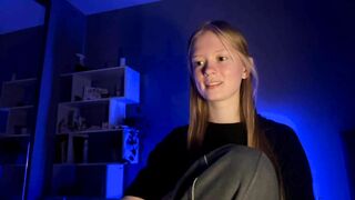 mittietonge New Porn Video [Chaturbate] - new, student, 18, blonde, teen
