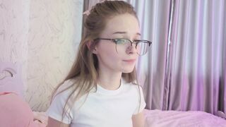 Watch vialeta_baby New Porn Video [Chaturbate] - shy, smalltits, 18, lovense, skinny
