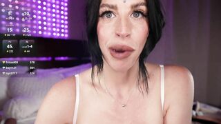 Watch saintjade Hot Porn Video [Chaturbate] - feet, c2c, anal, fuckmachine, bigboobs thumbnail