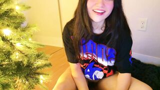 annatigarr New Porn Video [Chaturbate] - smalltits, bigboobs, gag, strapon, roulette