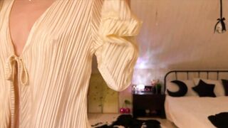 uwunikaa New Porn Leak Video [Chaturbate] - france, cutesmile, juicy, sub