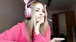 Watch ozellagranville New Porn Video [Chaturbate] - new, natural, shy, 18, cute