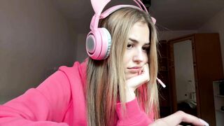 Watch ozellagranville New Porn Video [Chaturbate] - new, natural, shy, 18, cute