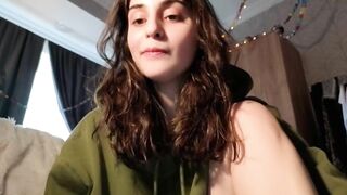 wonderland_stia New Porn Leak Video [Chaturbate] - natural, shy, 18, smile