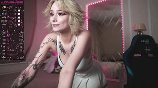 _mia_jenner Webcam Porn Video Record [Stripchat] - dirtygirl, play, footjob, special, homemaker