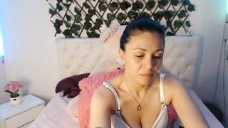 Esmeralda_xx Webcam Porn Video Record [Stripchat] - private, asmr, flexibility, cei, oilyshow