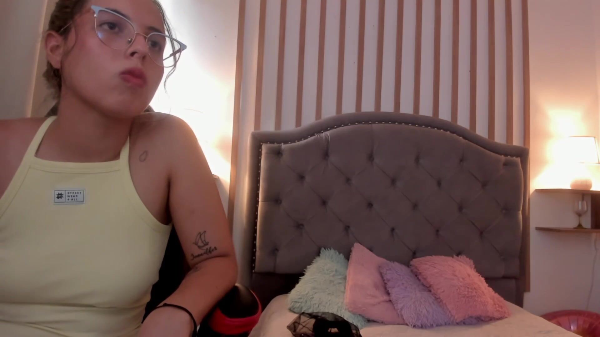 Clit69 Com - Venezuelahorny6 Webcam Porn Video Record [Stripchat] - cheapest-privates,  fingering, kissing, big-clit, 69-position