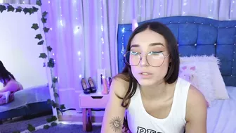Watch veronica1smith's Porn Video Collection. veronica1smith Cam ...