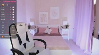 Roxana_Wet_ Webcam Porn Video Record [Stripchat] - russian-young, tattoos-young, blondes-young, fetishes, striptease-white