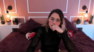 auroralunna Webcam Porn Video Record [Stripchat] - handjob, spanish-speaking, affordable-cam2cam, petite, latin