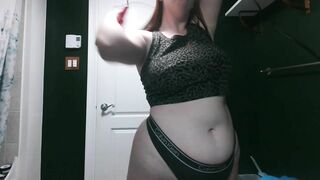 Watch HickeyXo New Porn Video [Stripchat] - young, dildo-or-vibrator-young, blowjob, white, spanking, curvy-redheads, big-tits-young