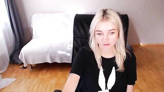 MollyBumm New Porn Video [Stripchat] - small-tits, petite, petite-blondes, milfs, office, sexting, cam2cam