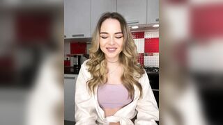 LisaGarcla_18 Webcam Porn Video Record [Stripchat]: asia, soles, smallboobs, tokenkeno